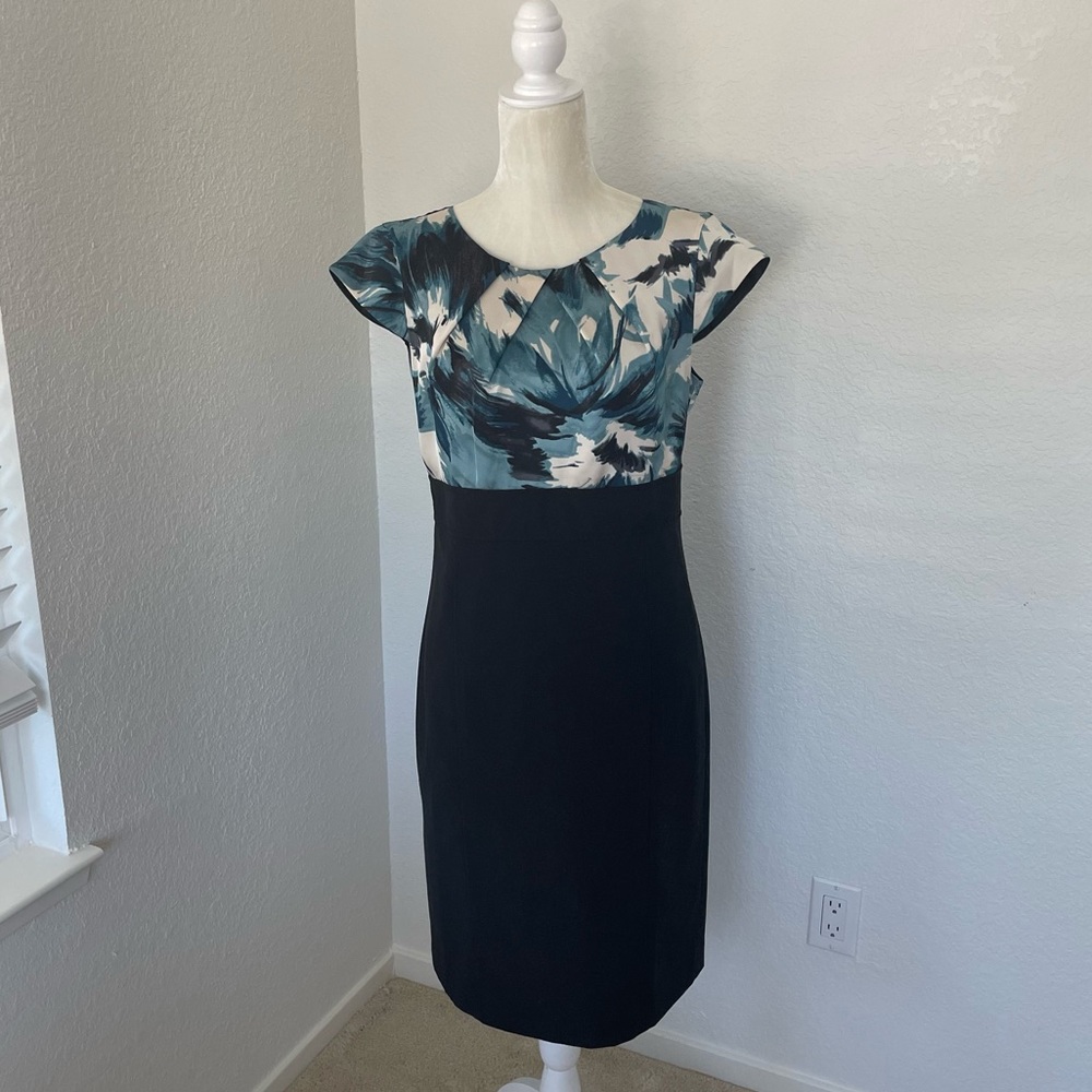 Ann Taylor Short Sleeve Dress